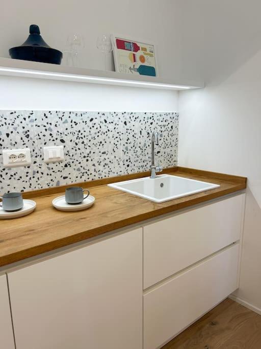 Civico 21 Living - Tuscan Loft 푸체키오 외부 사진